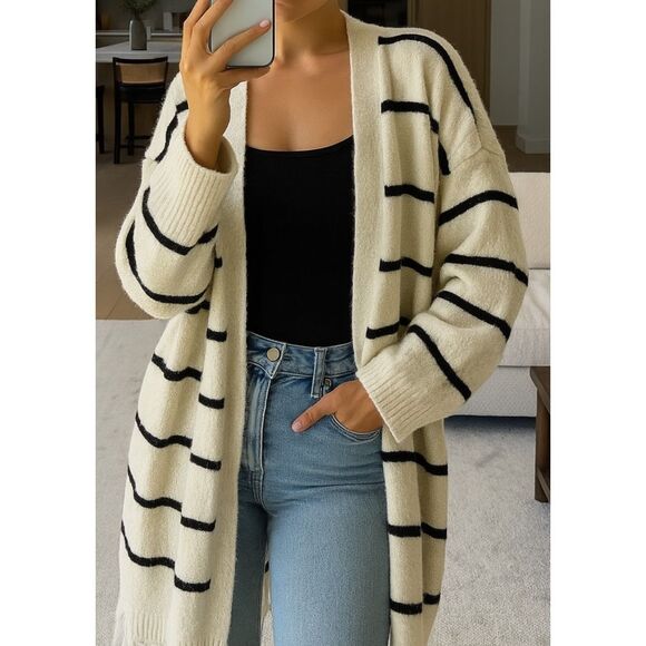 Jodifl Women's White Striped Fringed Bottom Open Front Cardigan Sweater sz S Coz - Picture 1 of 6